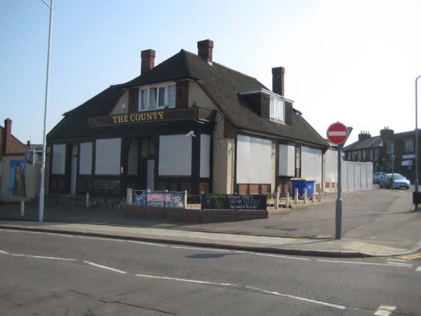 Newbury Park: The former County and former Horns Tavern, close to the Aldi on Horns Road, Newbury Park