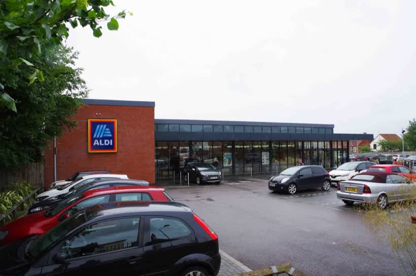 The ALDI supermarket is located on Norwich Road in the town of Fakenham, Norfolk, close to the Aldi on Norwich Road, Fakenham